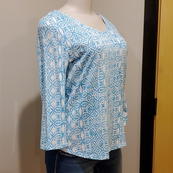 Chicos top - Picture 2 of 3